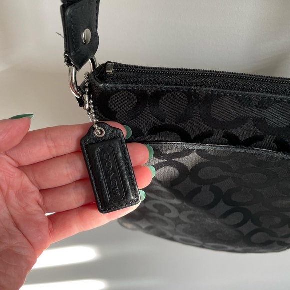 Vintage Coach Crossbody Purse - Picture 4 of 6